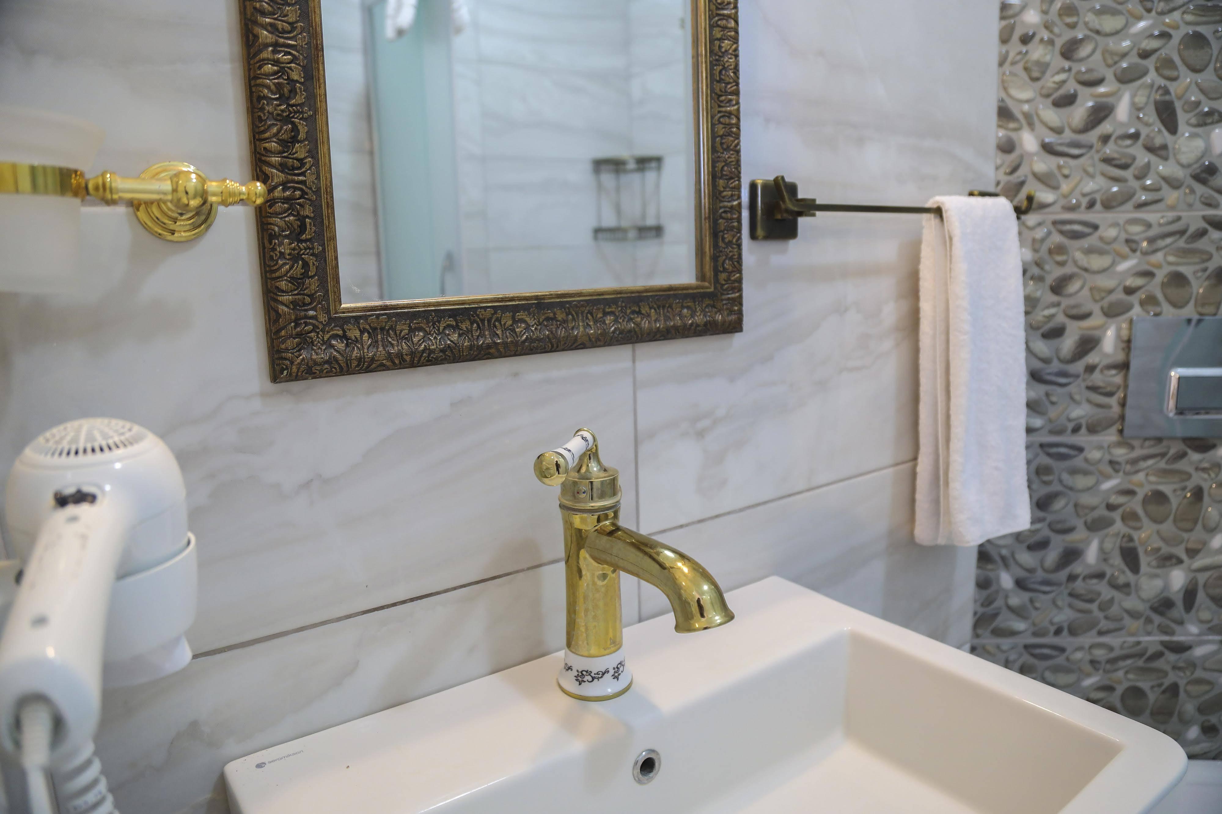 Aksu Hotel Alacatı Bagian luar foto
