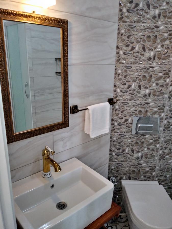 Aksu Hotel Alacatı Bagian luar foto