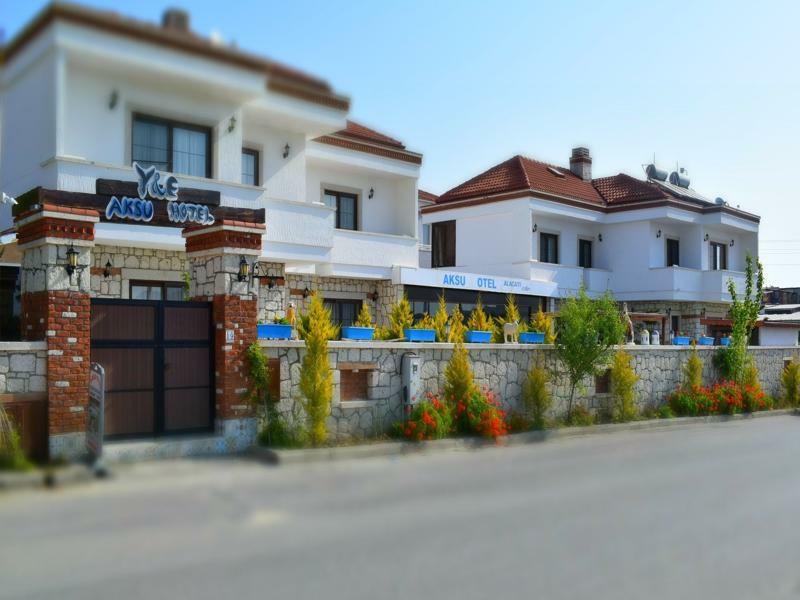 Aksu Hotel Alacatı Bagian luar foto