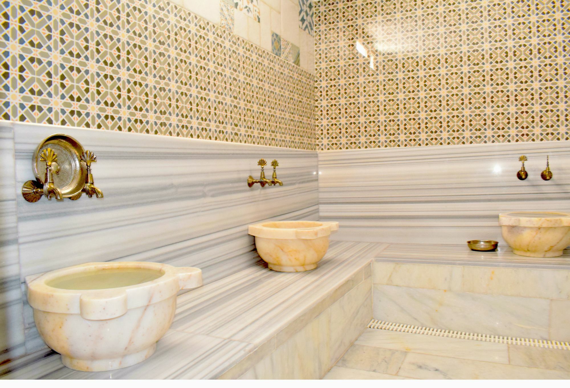 Aksu Hotel Alacatı Bagian luar foto