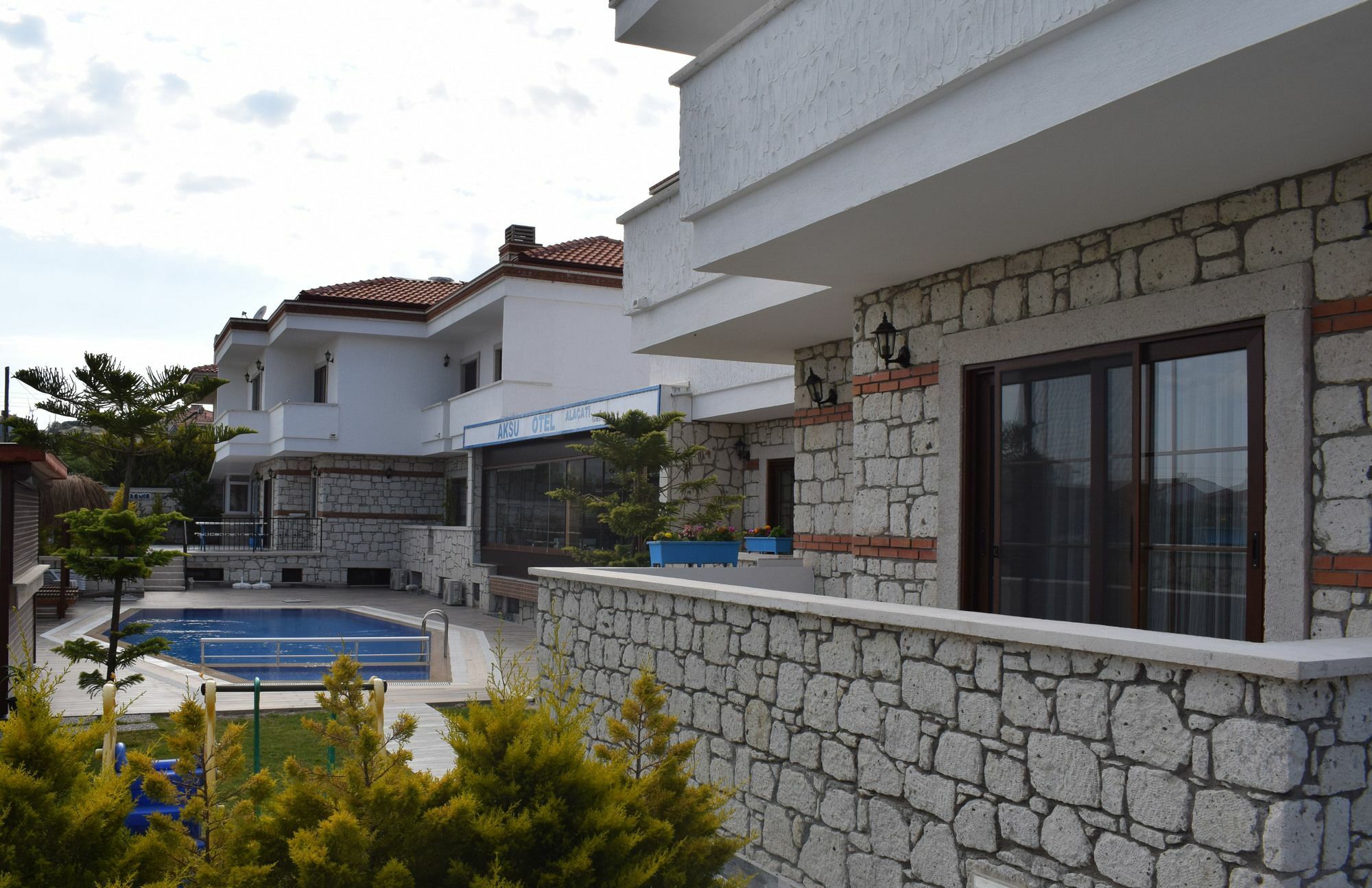 Aksu Hotel Alacatı Bagian luar foto